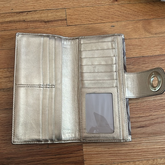 Coach Wallet - Picture 3 of 4